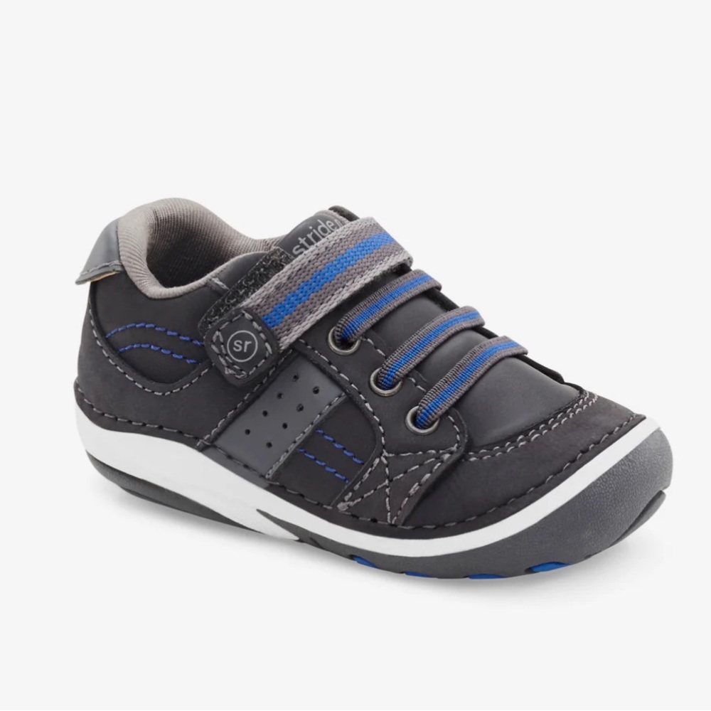 NWT Stride Rite Soft Motion Artie Shoe - Grey